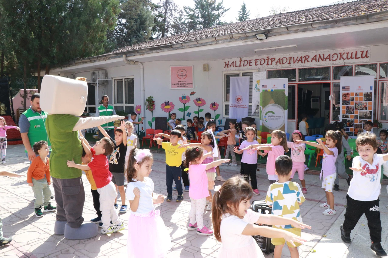 Haliliye Belediyesinden çocuklara farkındalık eğitimi