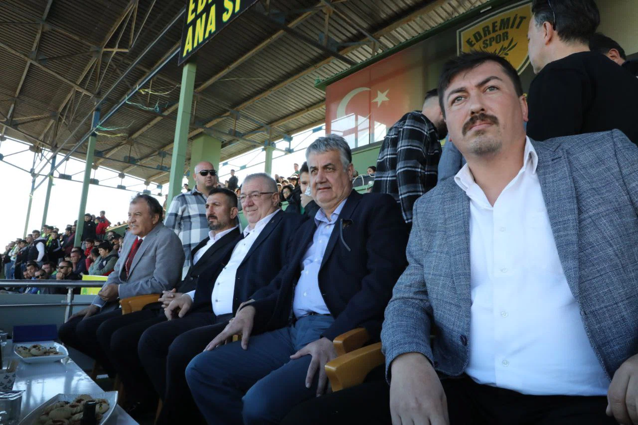 Edremitspor, 6-1 farkla kazandı