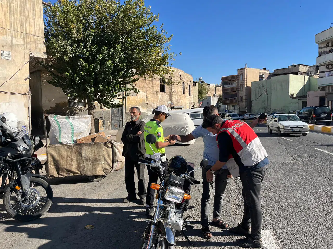 Trafikte sıkı denetimleri sürüyor