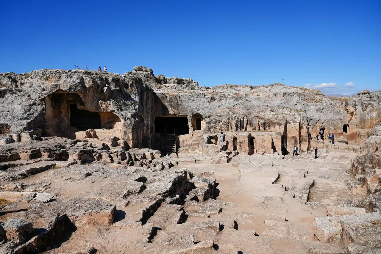 Diyarbakır Büyükşehir Belediyesi Eş Başkanı Hatun, Ergani'yi ziyaret etti
