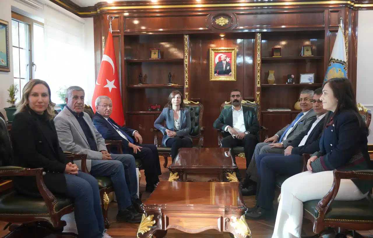 Bucak ve Hatun, UCLG-MEWA Genel Sekreteri Duman ile görüştü