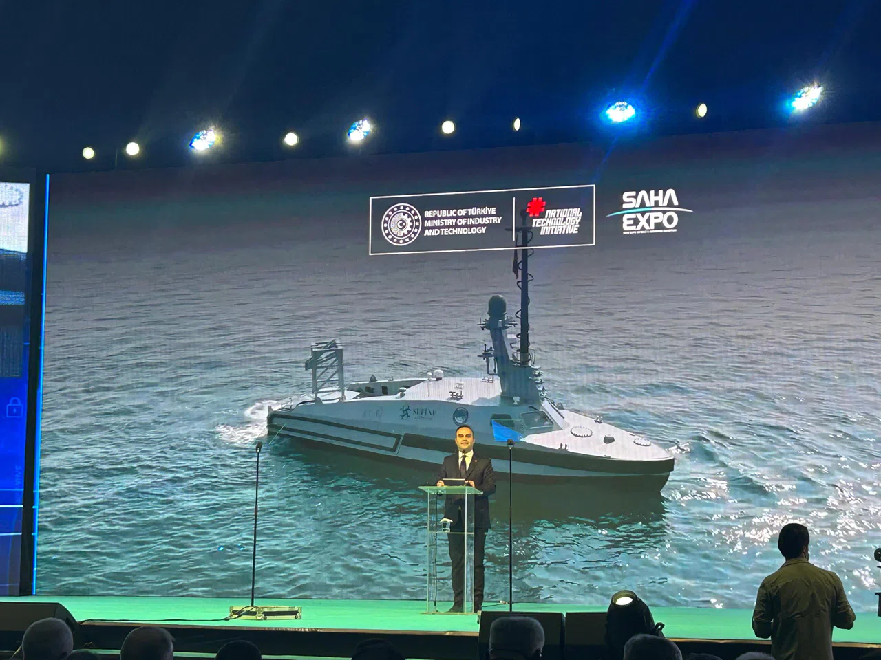 Savunma sanayiinin buluşması SAHA EXPO, kapılarını ziyarete açtı