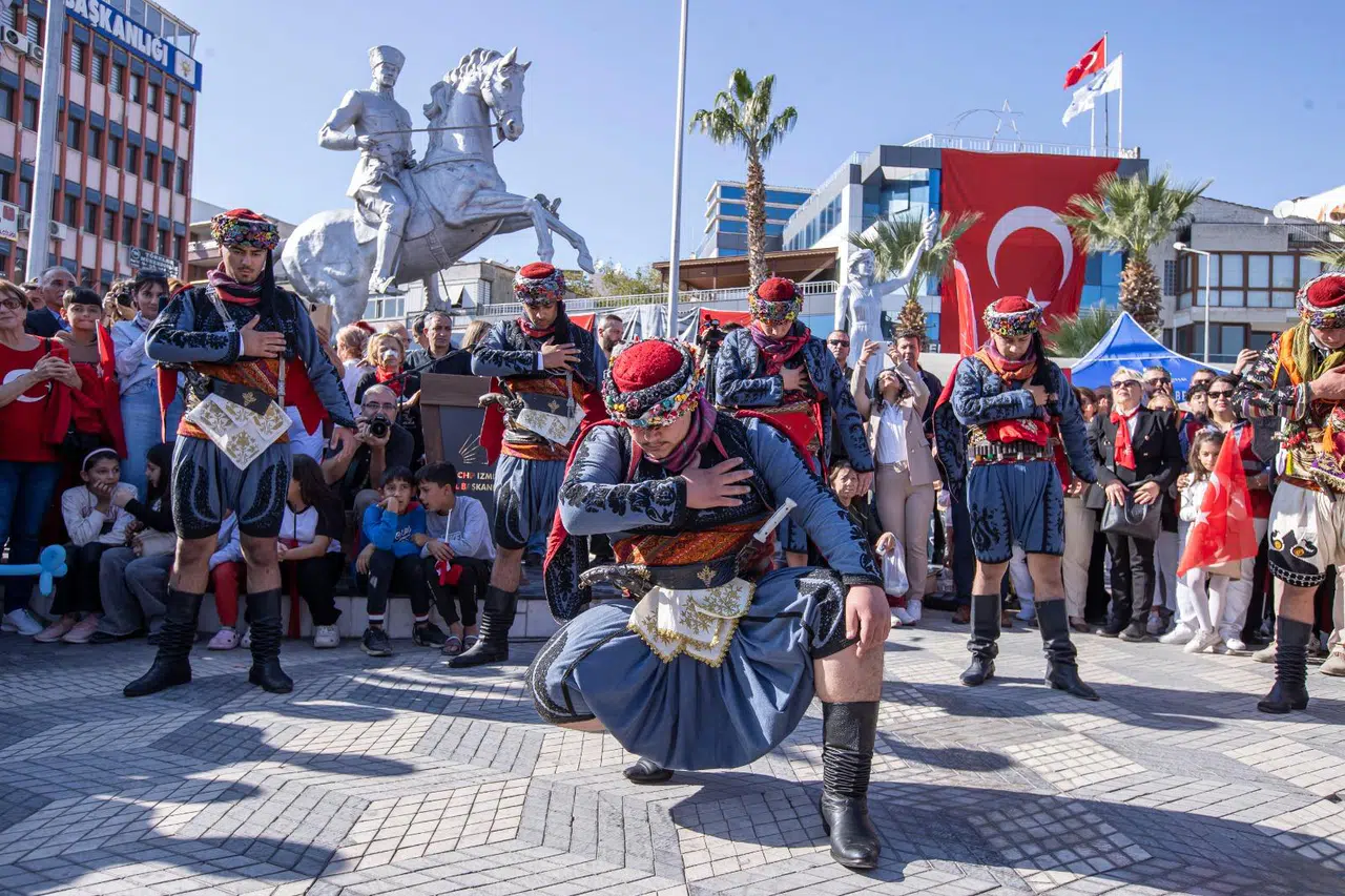 Başkan Tugay:  Cumhuriyet terörle bir arada olamaz