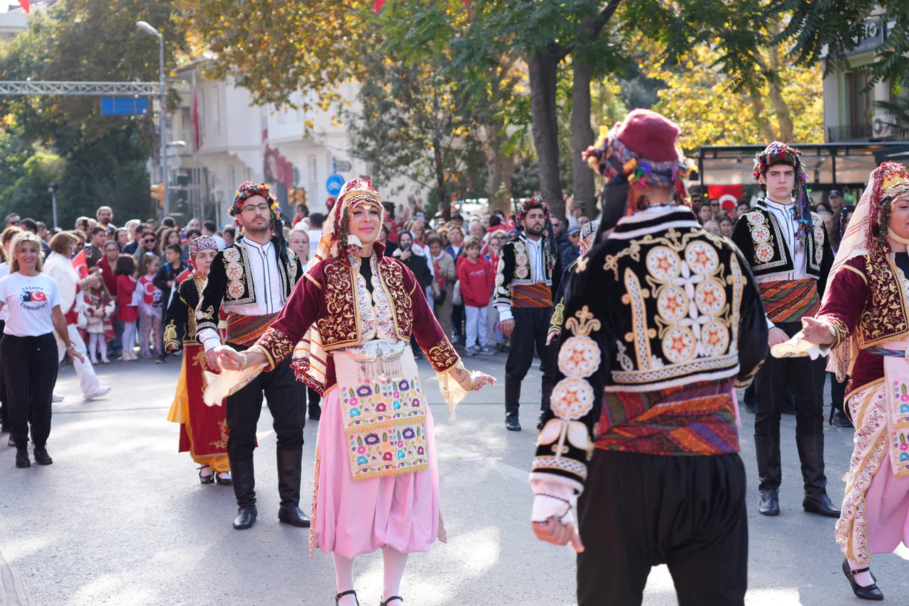 Kadıköy'de Cumhuriyet Bayramı kutlamaları sürüyor