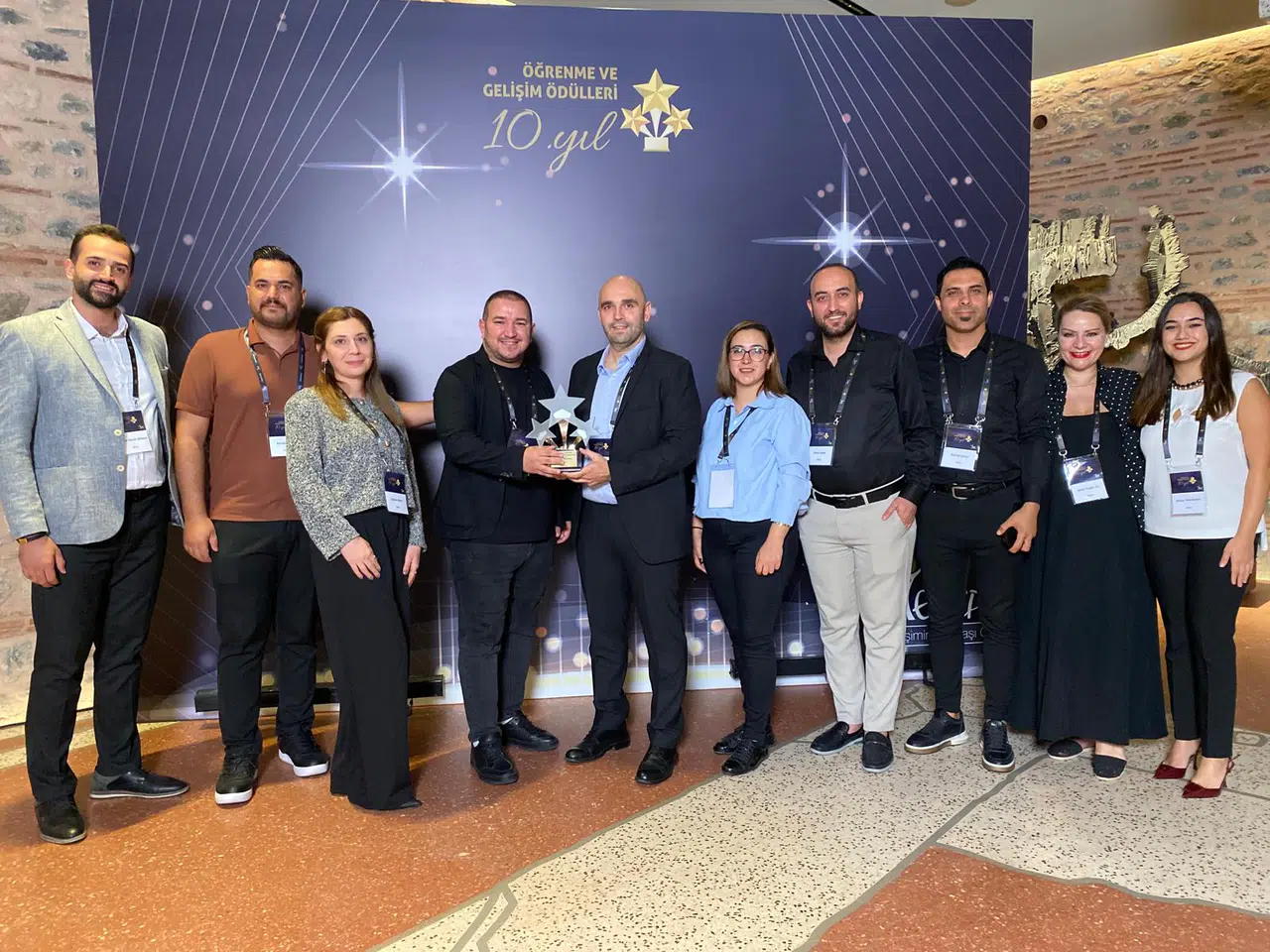 Mplus Türkiye, Takım Lideri Geliştirme programı ile TEGEP’in 1.’lik ödülünü aldı