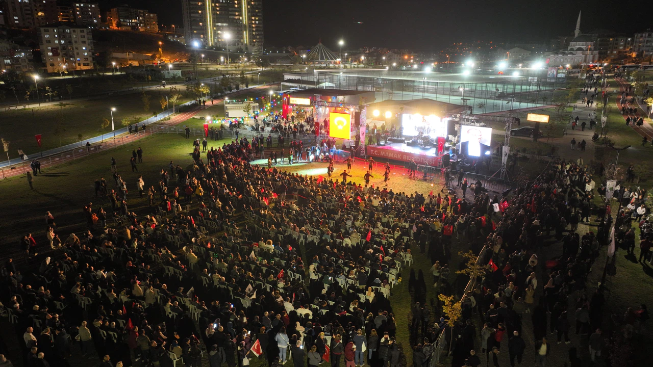 Mamak'ta Cumhuriyet Bayramı etkinliklerle kutlandı