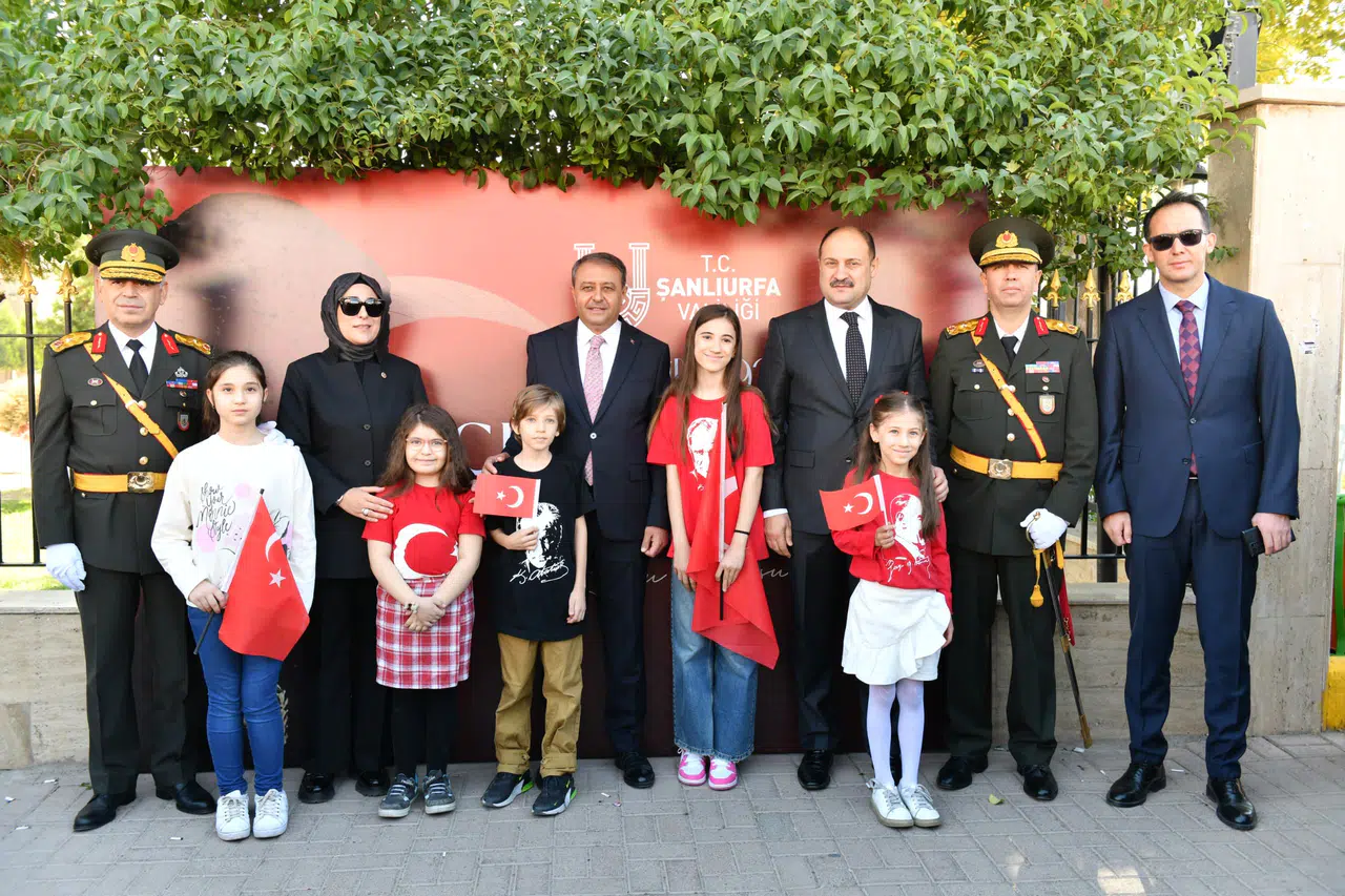 Şanlıurfa'da Cumhuriyetin 101. yılı törenlerle kutlandı