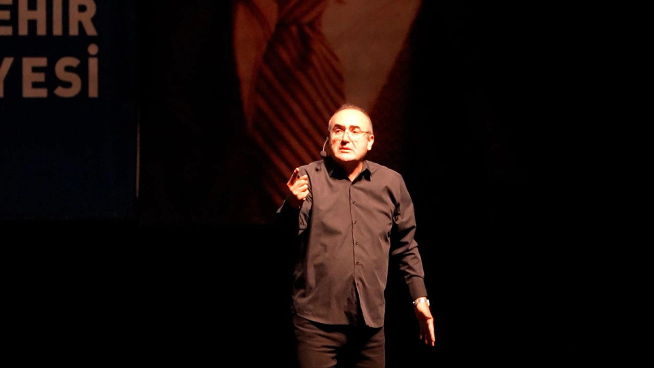 Sunay Akın, Bursalılar ile buluştu