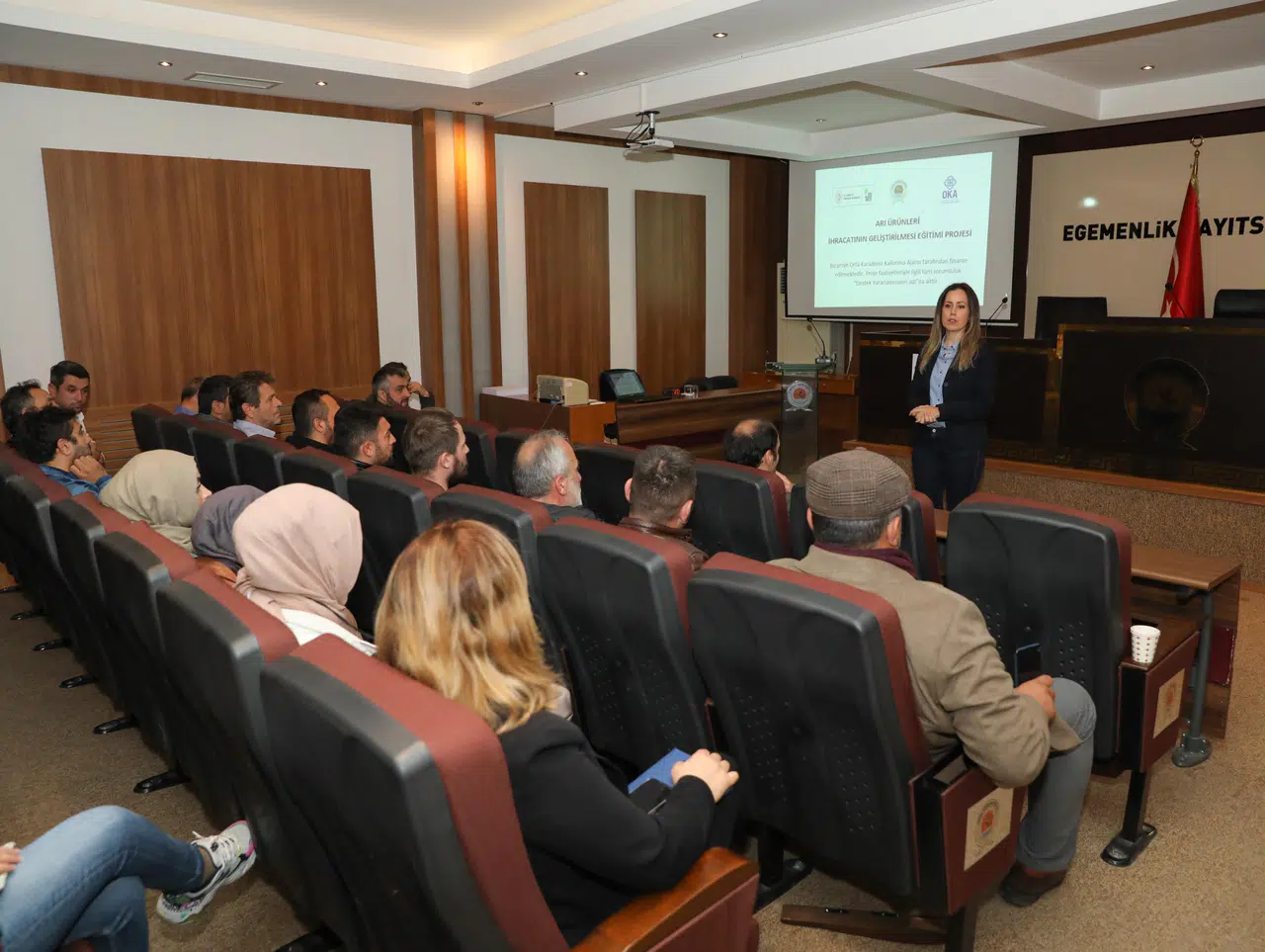 Samsun'da üreticilere "Arı Ürünleri İhracatının Geliştirilmesi Eğitimi" verildi