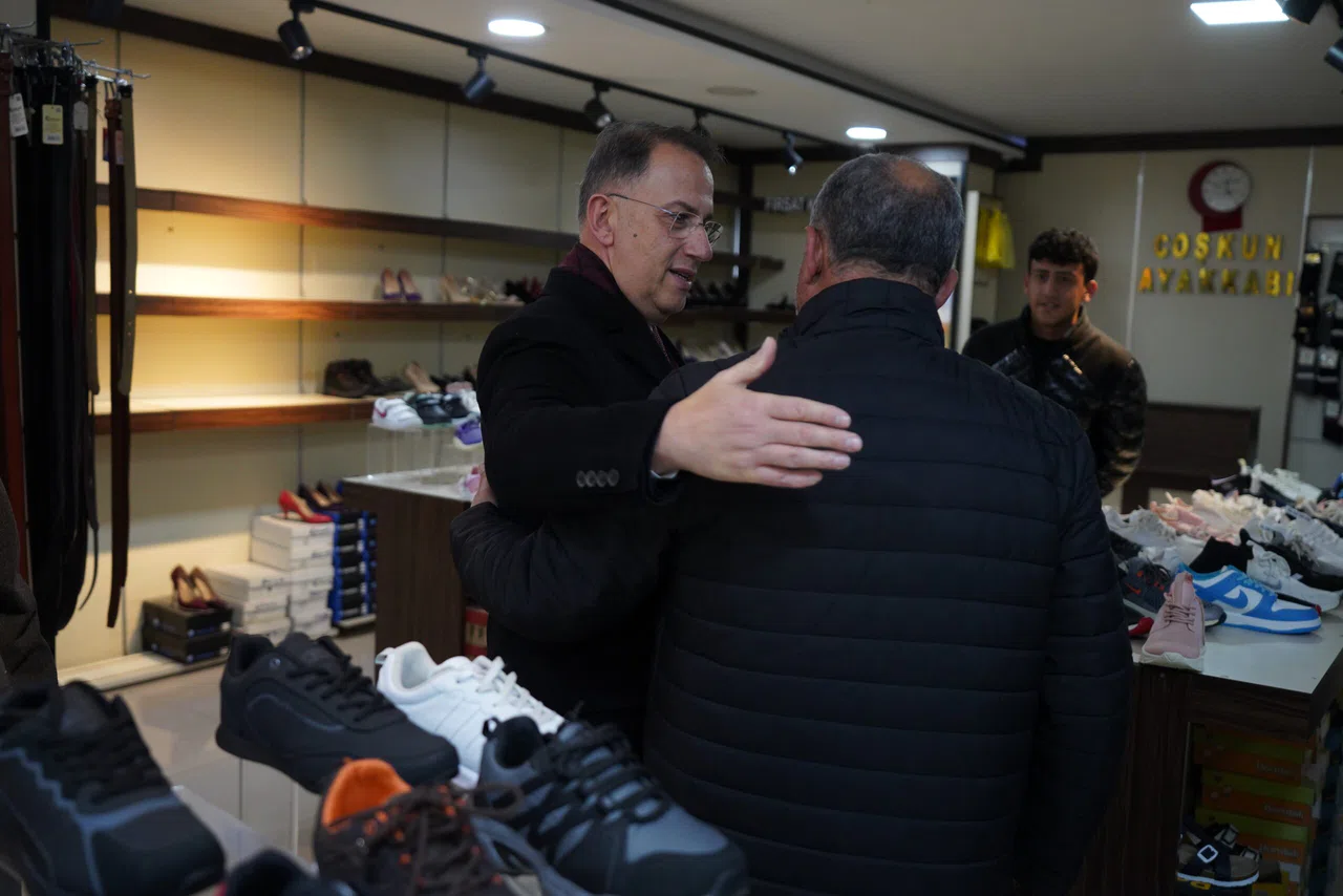 Başkan Çalık, Yakuplu Mahallesi esnafını ziyaret etti