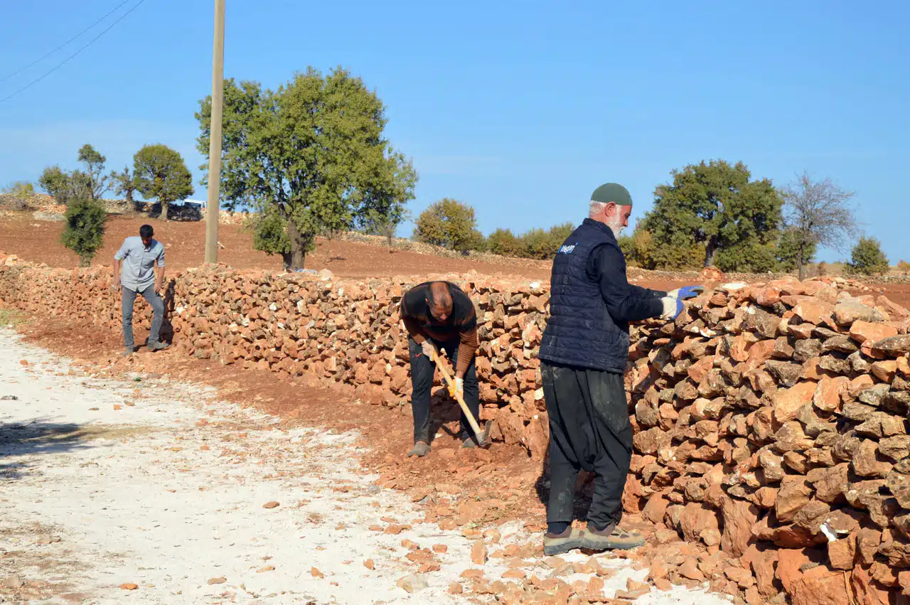 Diyarbakır Büyükşehir, Eğil'de parke taşı çalışması başlattı