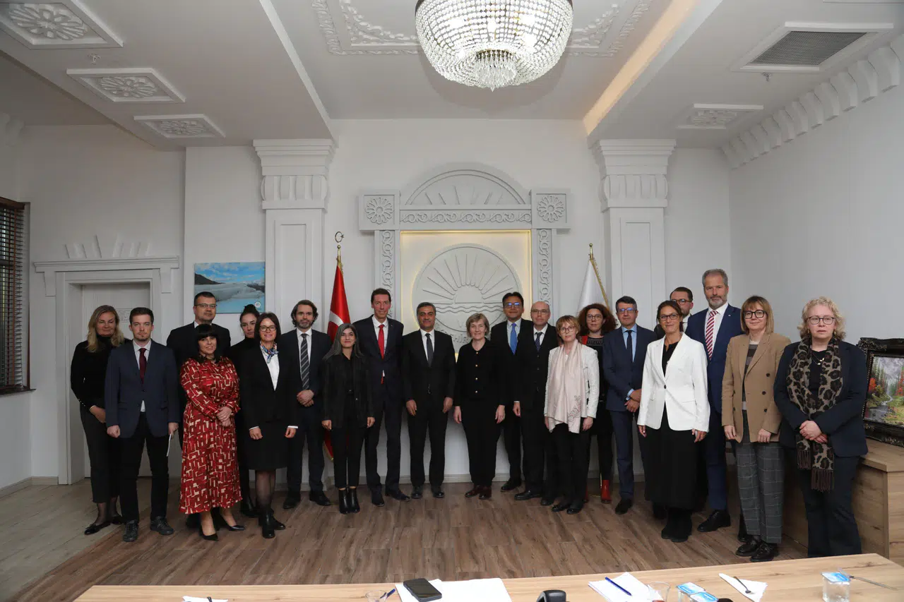 Avrupa Birliği heyetinden Eşbaşkanlar Şedal ve Zeydan'a ziyaret