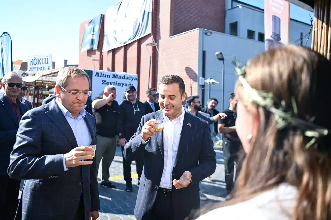 “Zeytin ve Zeytinyağı Sektörü” konulu panel düzenlendi