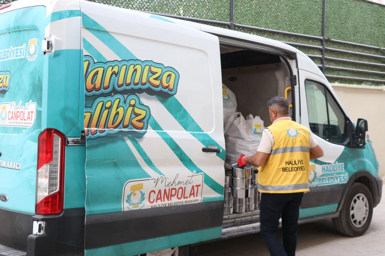 Haliliye Belediyesi ile sıcak yemekler 4 bin 198 vatandaşa ulaştırılıyor