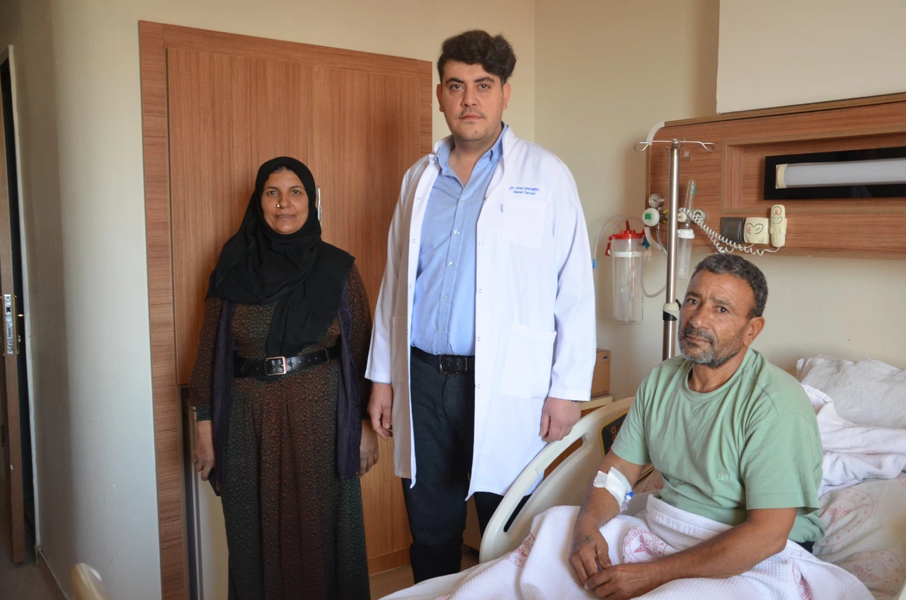 Şanlıurfa'da nadir görülen 12 parmak bağırsağı tümörü ameliyatı yapıldı