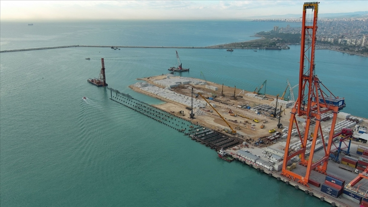 Ticaret Bakanlığının "Liman Kapı Otomasyonu Sistemi" gümrük giriş işlemlerini hızlandırdı