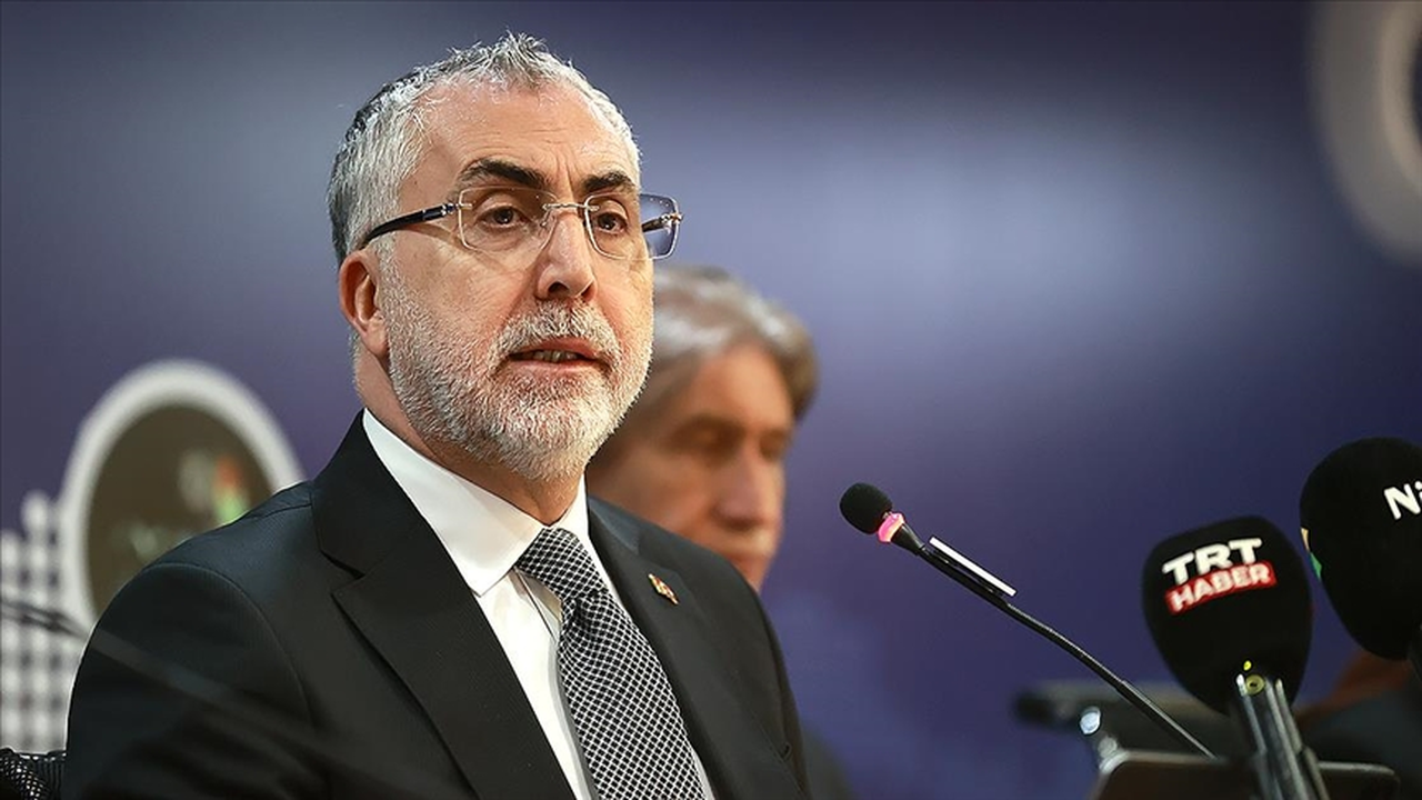 Bakan Işıkhan: İş dünyamızın rekabet gücünü artıracak adımları atmaya devam edeceğiz