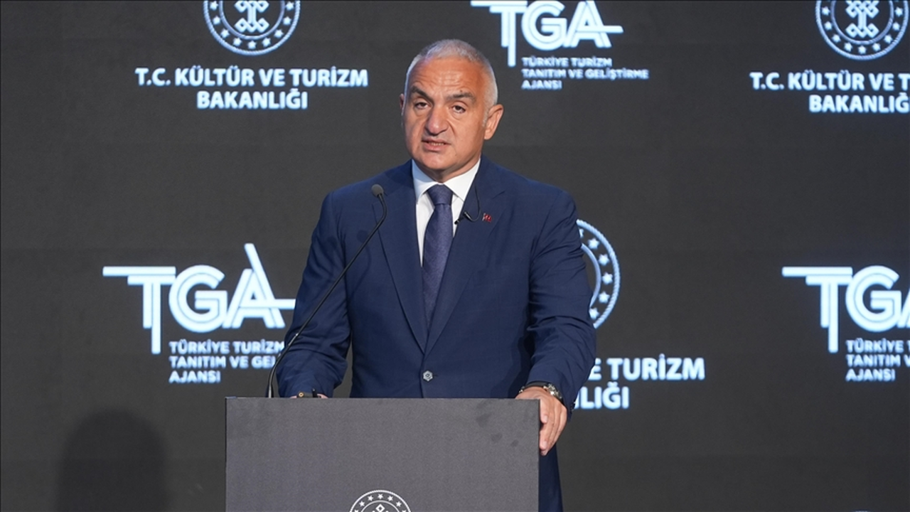 Bakan Ersoy: Turizmde ilk çeyrekte 8,9 milyon ziyaretçi ağırladık