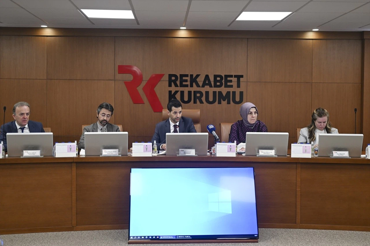Rekabet Kurumu'ndan Özel Gıda Kontrol Laboratuvarlarına Sözlü Savunma Toplantısı