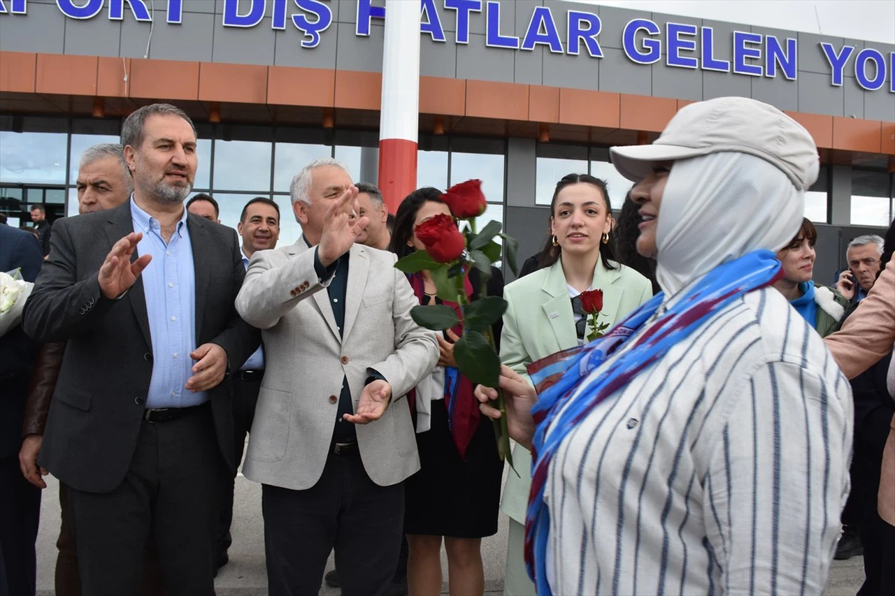 Trabzon ve Taşkent Arasında Yaz Uçak Seferleri Başladı