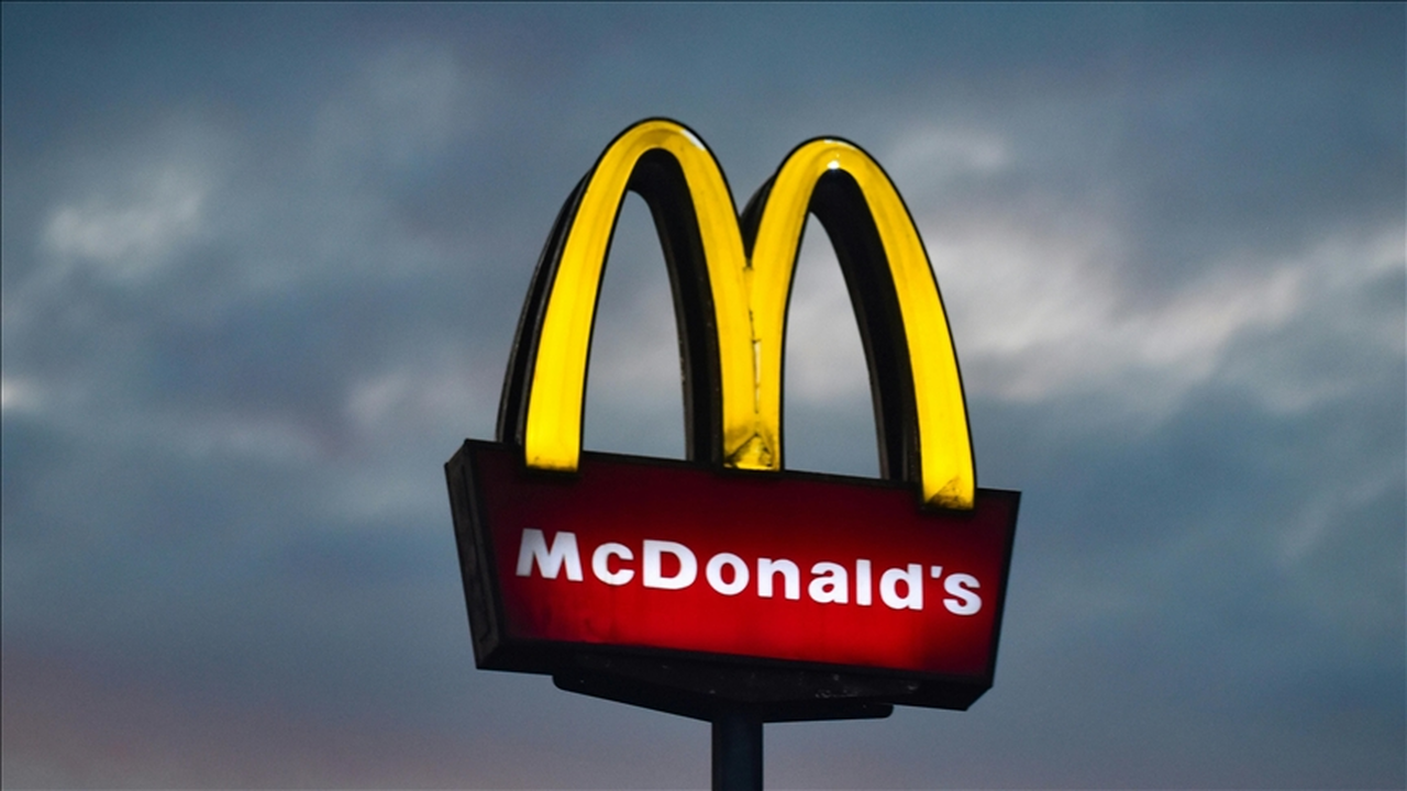 McDonald's'ın küresel satışları bu yılın ilk çeyreğinde düştü
