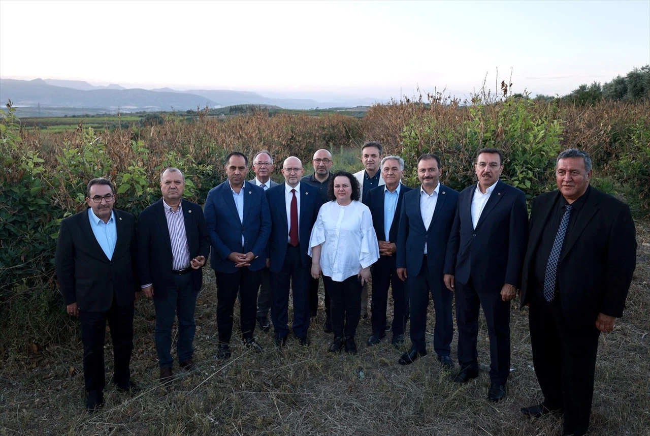 TBMM Komisyonu Mersin'de Narenciye Bahçelerini İnceledi