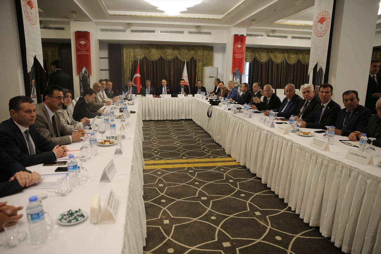 TBMM Zirai Don Olayı Araştırma Komisyonu Niğde'de Toplandı