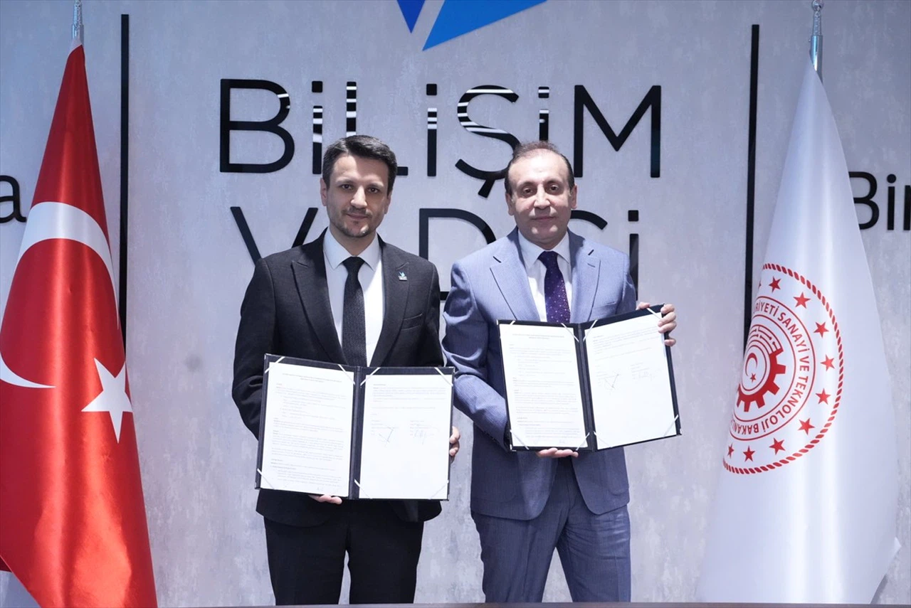 İHKİB ve Bilişim Vadisi Teknopark AŞ Türk Moda Endüstrisi İçin Bir Araya Geldi