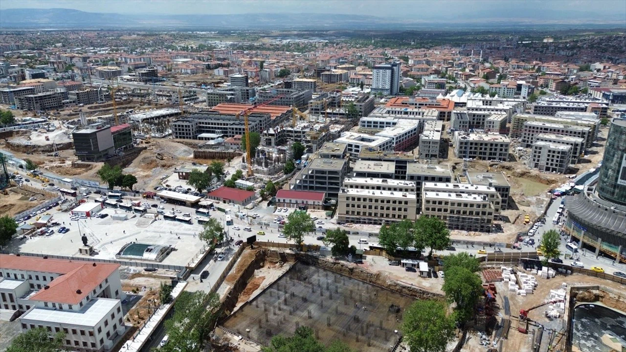 Malatya Çarşısı'nda Yeniden Yapım Süreci Başladı