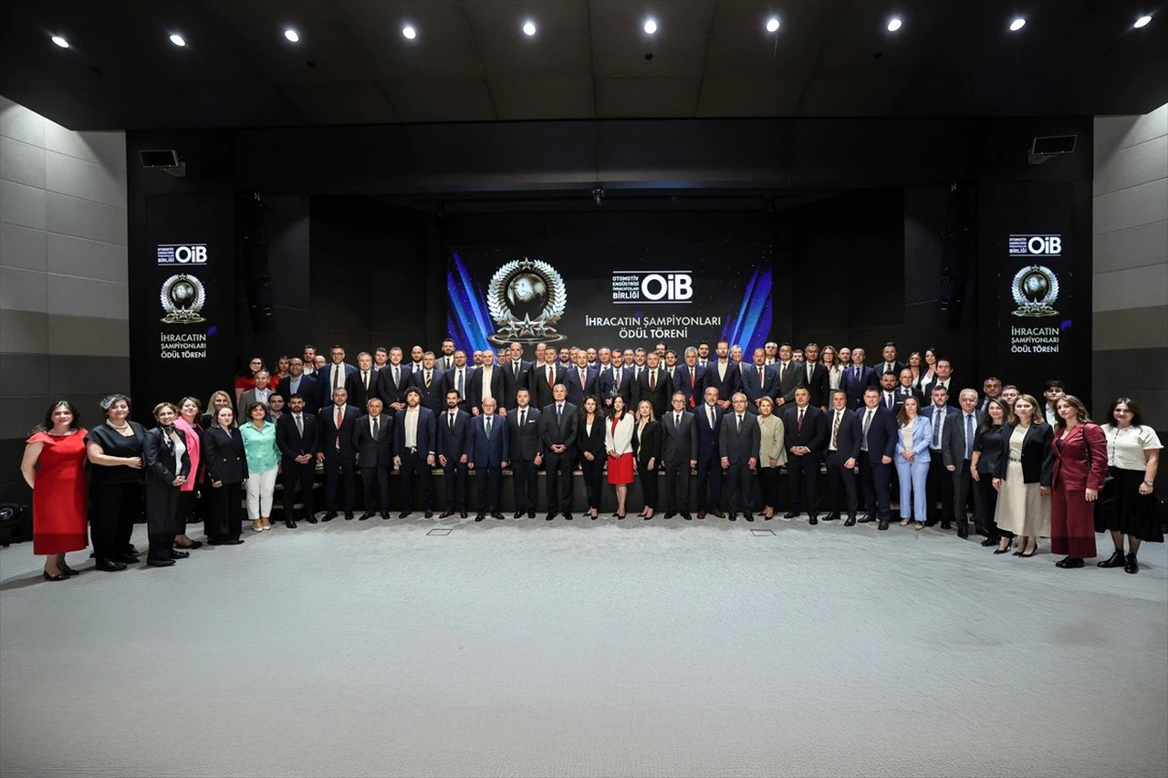 Otomotiv Sektörünün İhracat Şampiyonları Belli Oldu