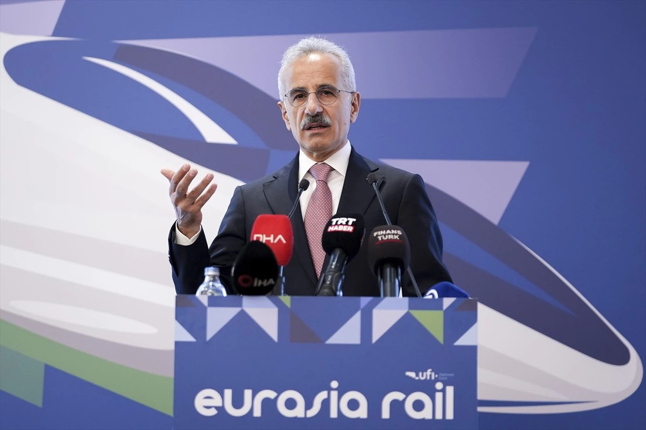 Demir Yolu Sektörüne 500 Milyon TL'lik Destek Müjdesi