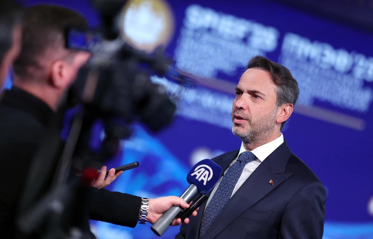 Bakan Alparslan Bayraktar, Enerji Sektörünün Gücünü Vurguladı