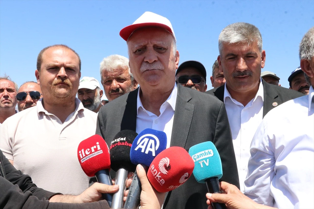 TZOB Başkanı Şemsi Bayraktar Yozgat'ta Afet İncelemelerinde Bulundu