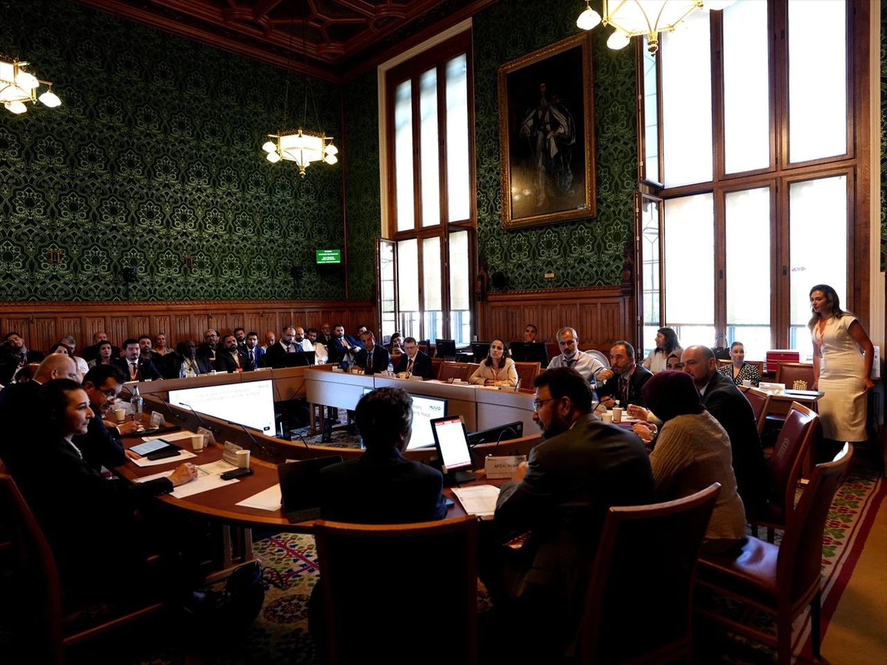 İngiltere ve Türkiye Arasındaki Ticaretin Gelişimi Lordlar Kamarası'nda Tartışıldı