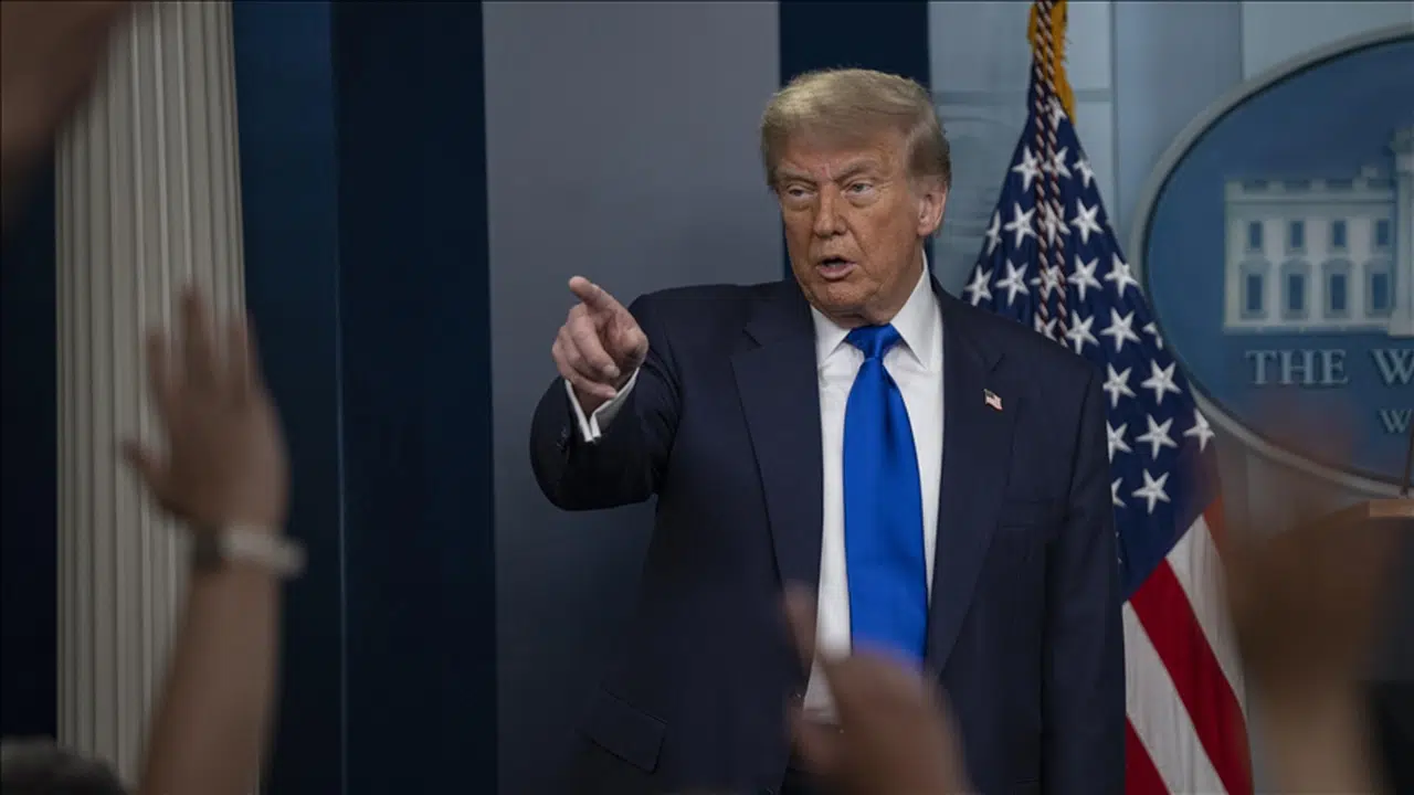 Trump, Fed Başkanlığına faiz oranlarını düşürmek isteyen birini seçeceğini söyledi