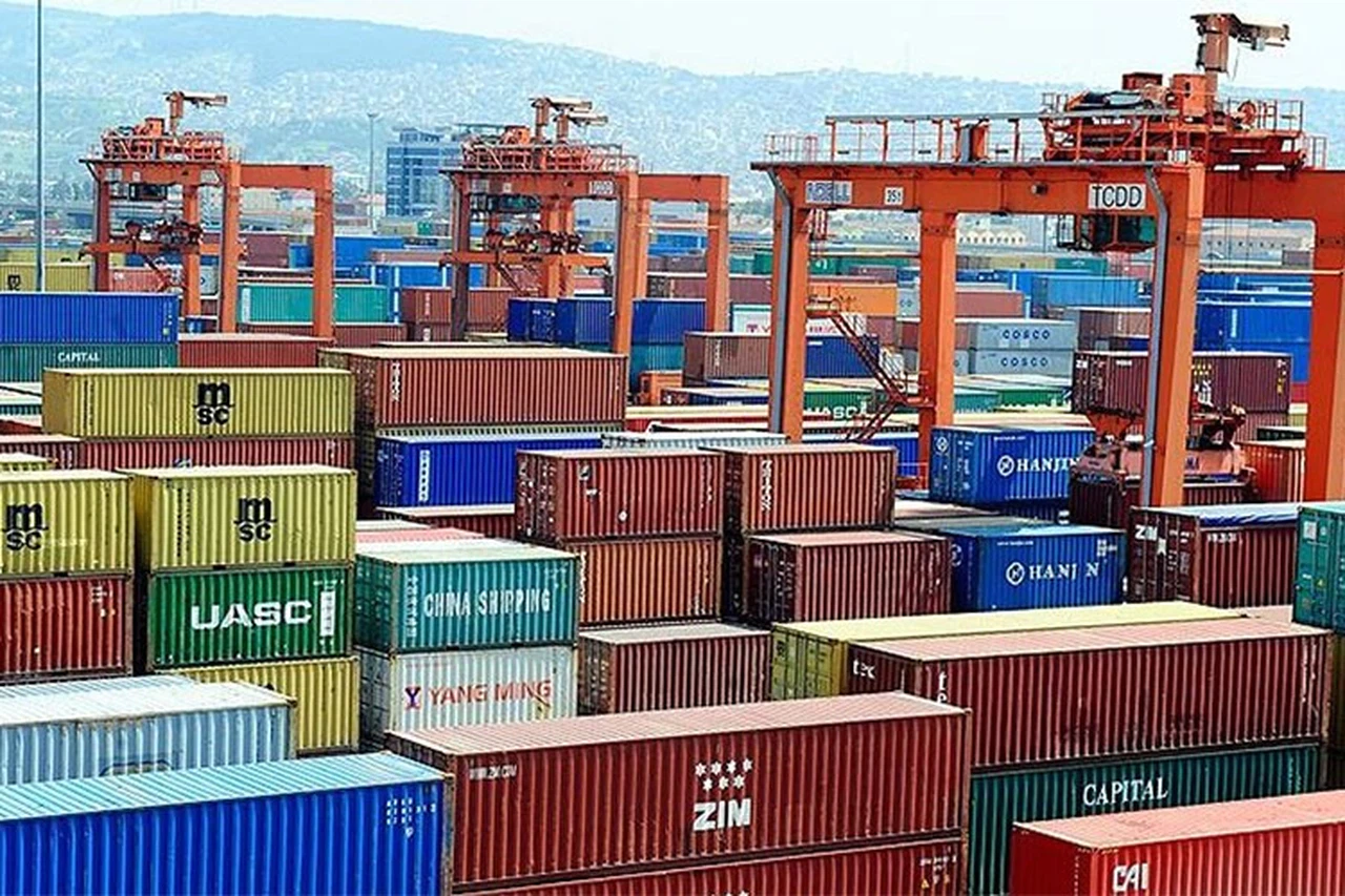 İstanbul İhracatçı Birlikleri 5 ayda toplam 5,18 milyar dolar ihracat sağladı