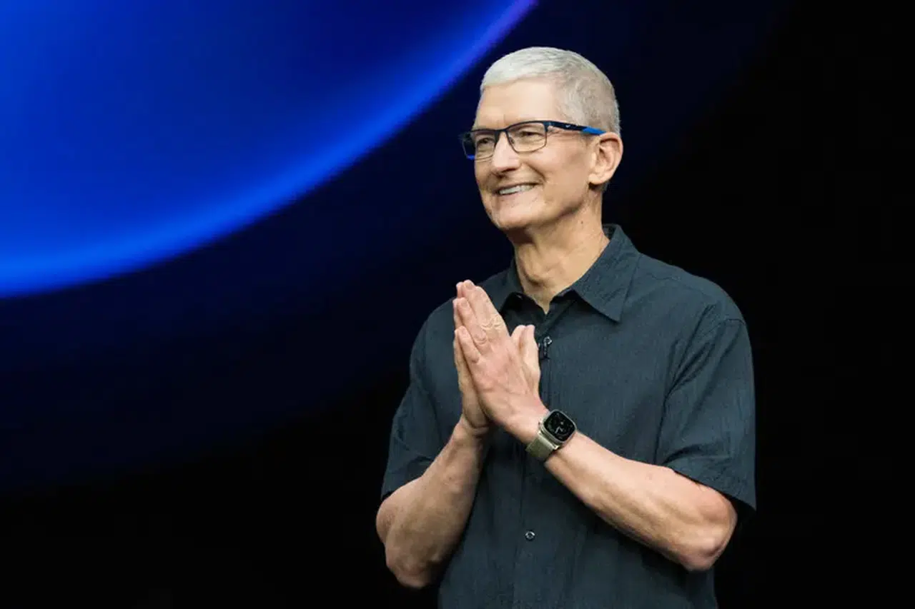 Apple'de Yönetim Değişikliği: Tim Cook Görevden Ayrılıyor mu?