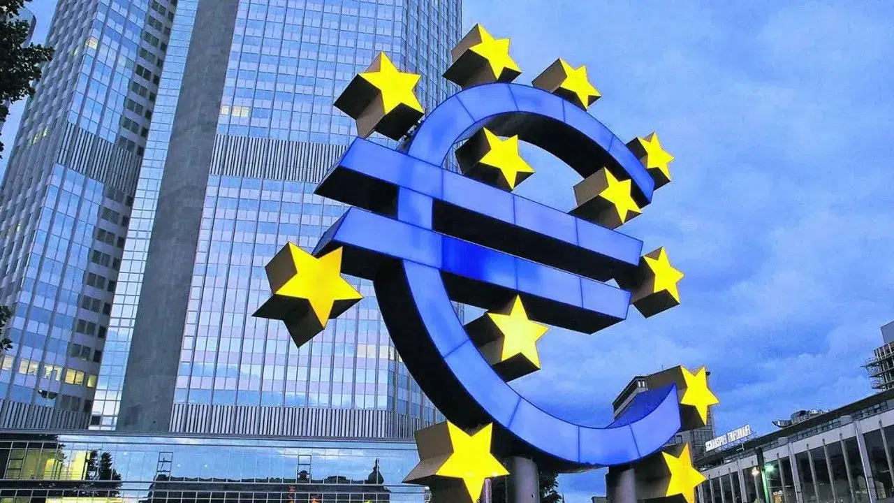 Avro Bölgesi yatırımcı güveni Temmuz ayında 40 aylık dönemin en yüksek seviyesine erişti