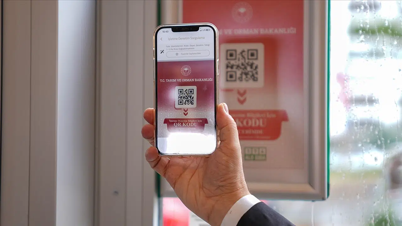 Gıda satış ve tüketim yerlerinde "karekod" uygulaması yarın itibarıyla zorunlu olacak