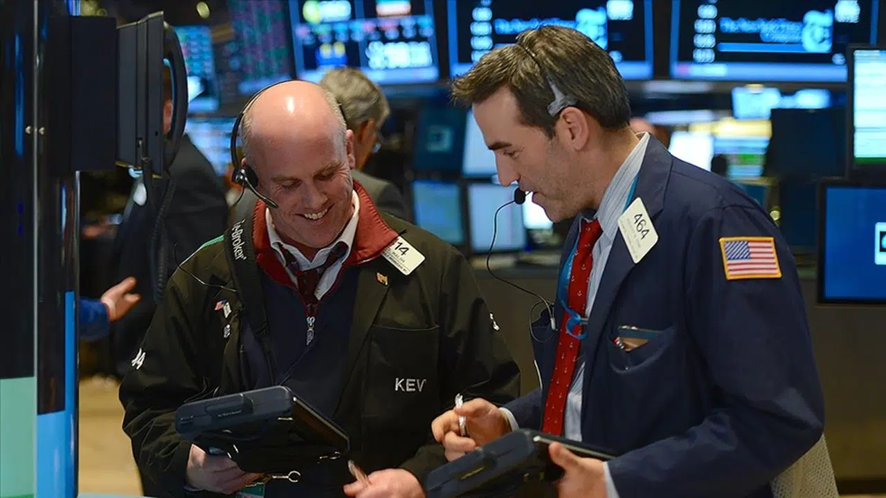 Küresel Piyasalarda Yükseliş Rüzgarı: Güçlü Bilanço Rakamları Risk İştahını Destekliyor