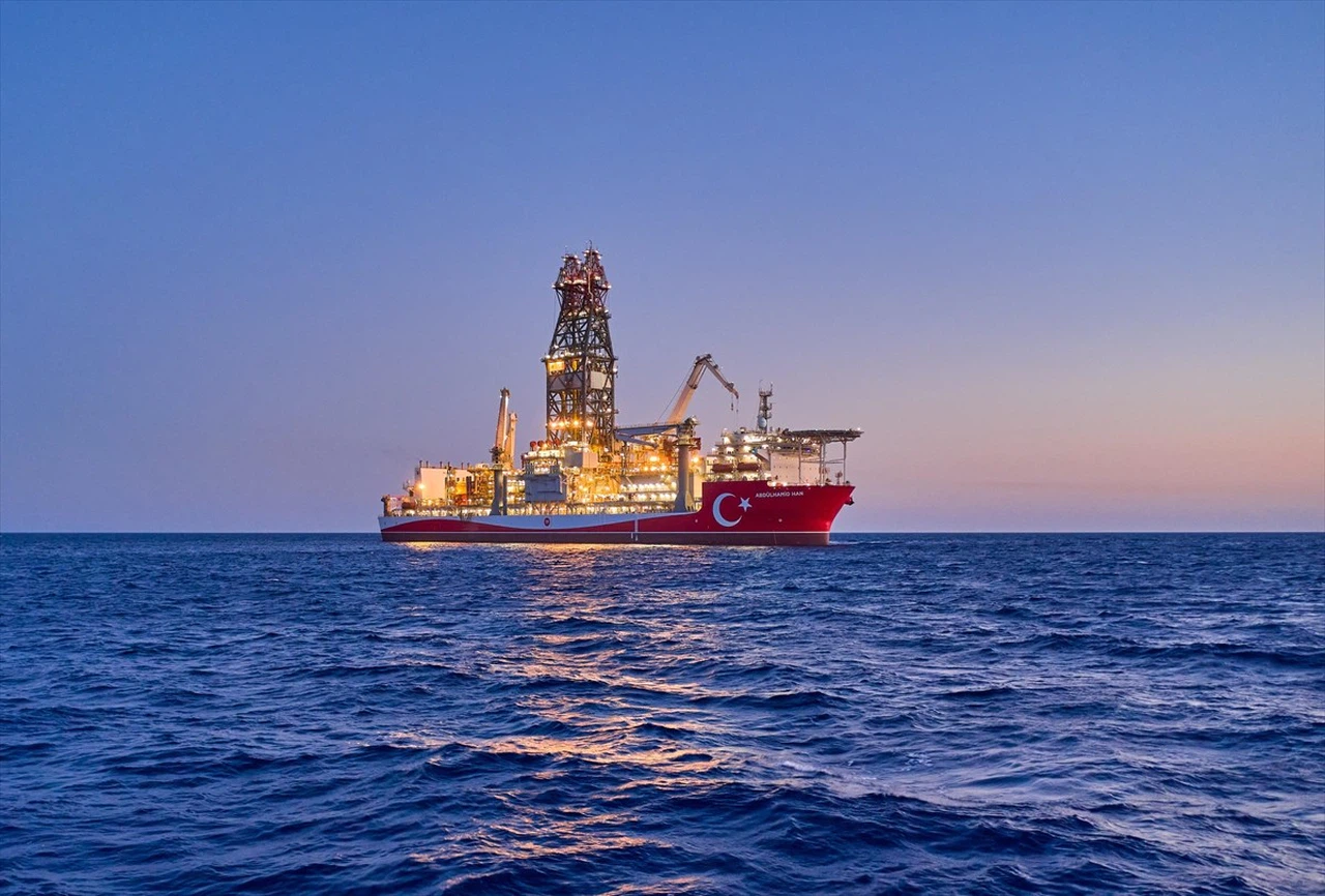 Abdülhamid Han Sondaj Gemisi'nin Başarıları: 75 Milyar Metreküplük Doğal Gaz Keşfi