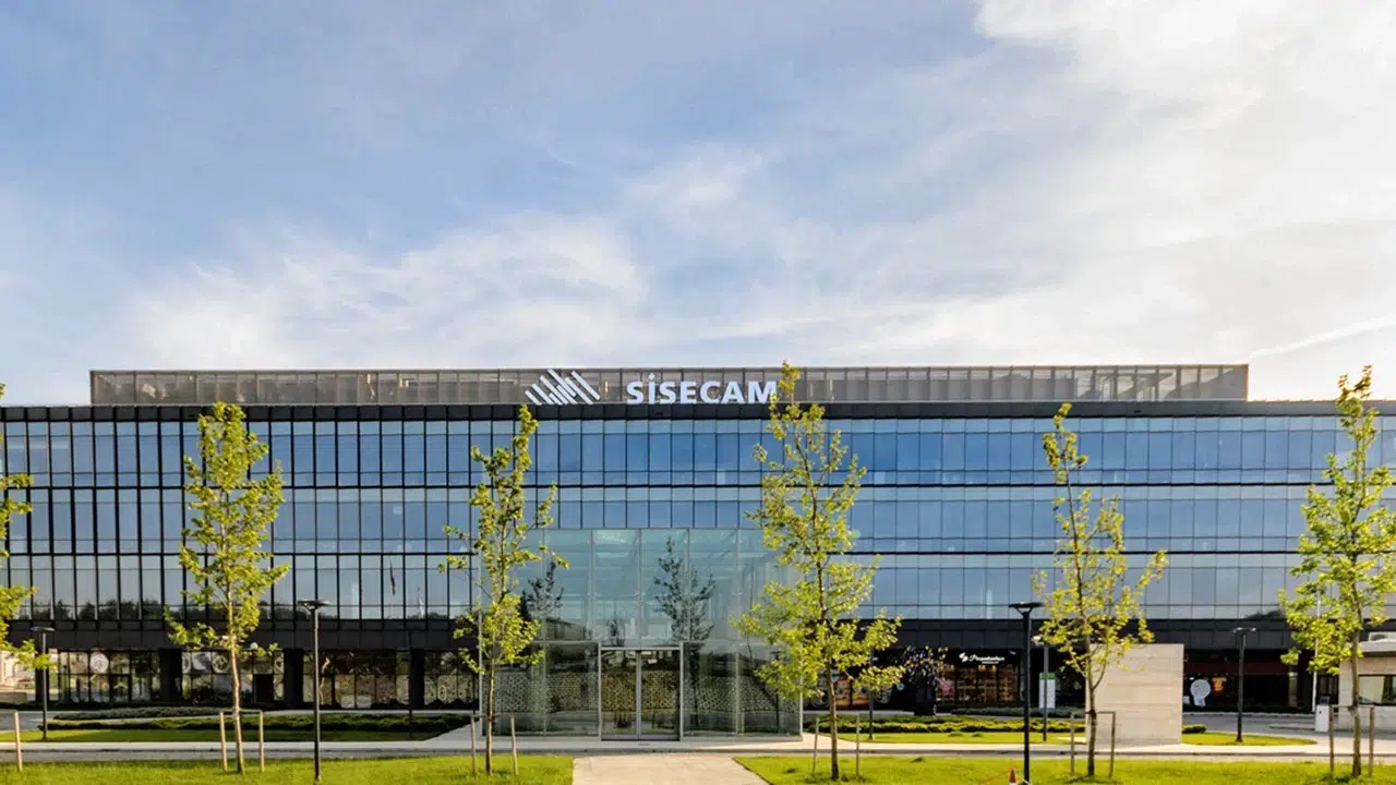 ŞİŞECAM 9 İLDE 900 KADININ