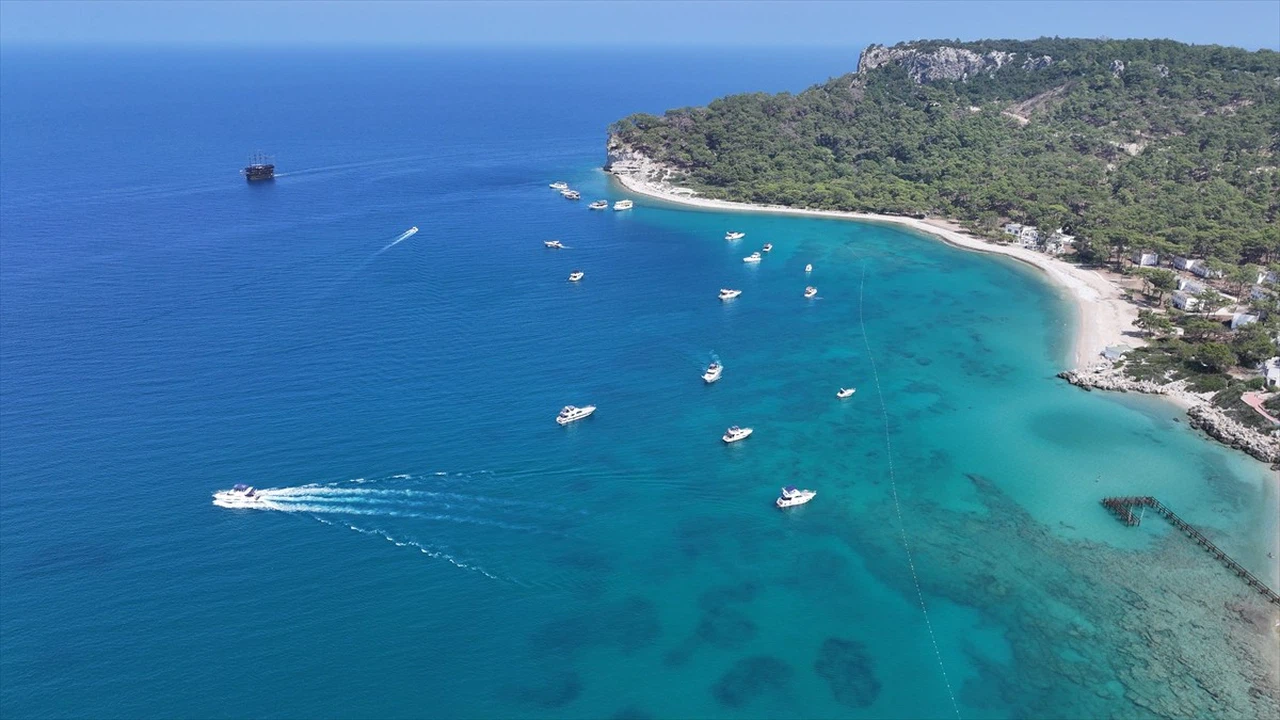 Antalya'nın Turizm Başarısı: 12 Milyon Ziyaretçi