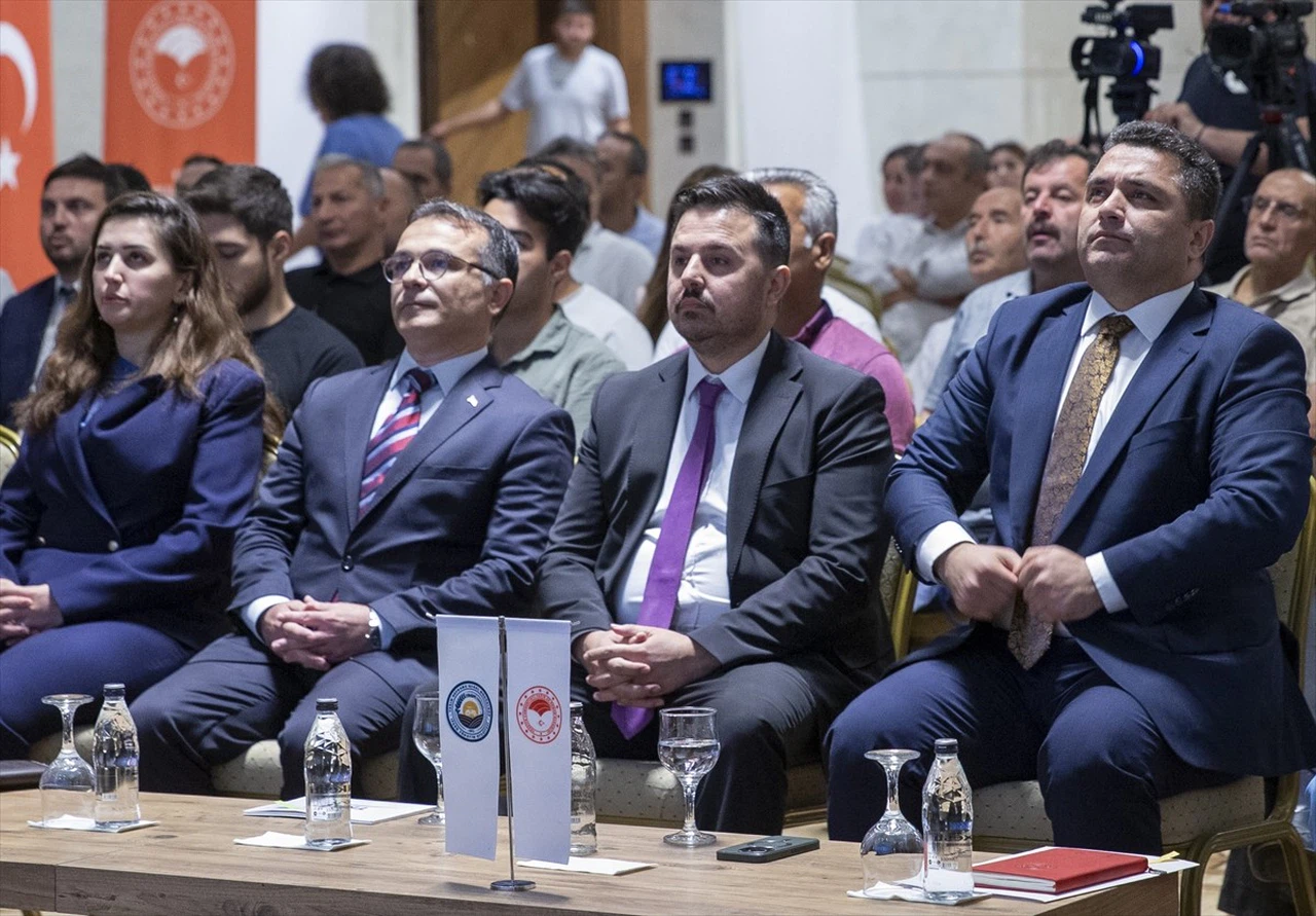 Kırsal Kalkınmanın Yeni Destekleri: 4 Milyar Avro Yatırım ve İstihdam Mesajı