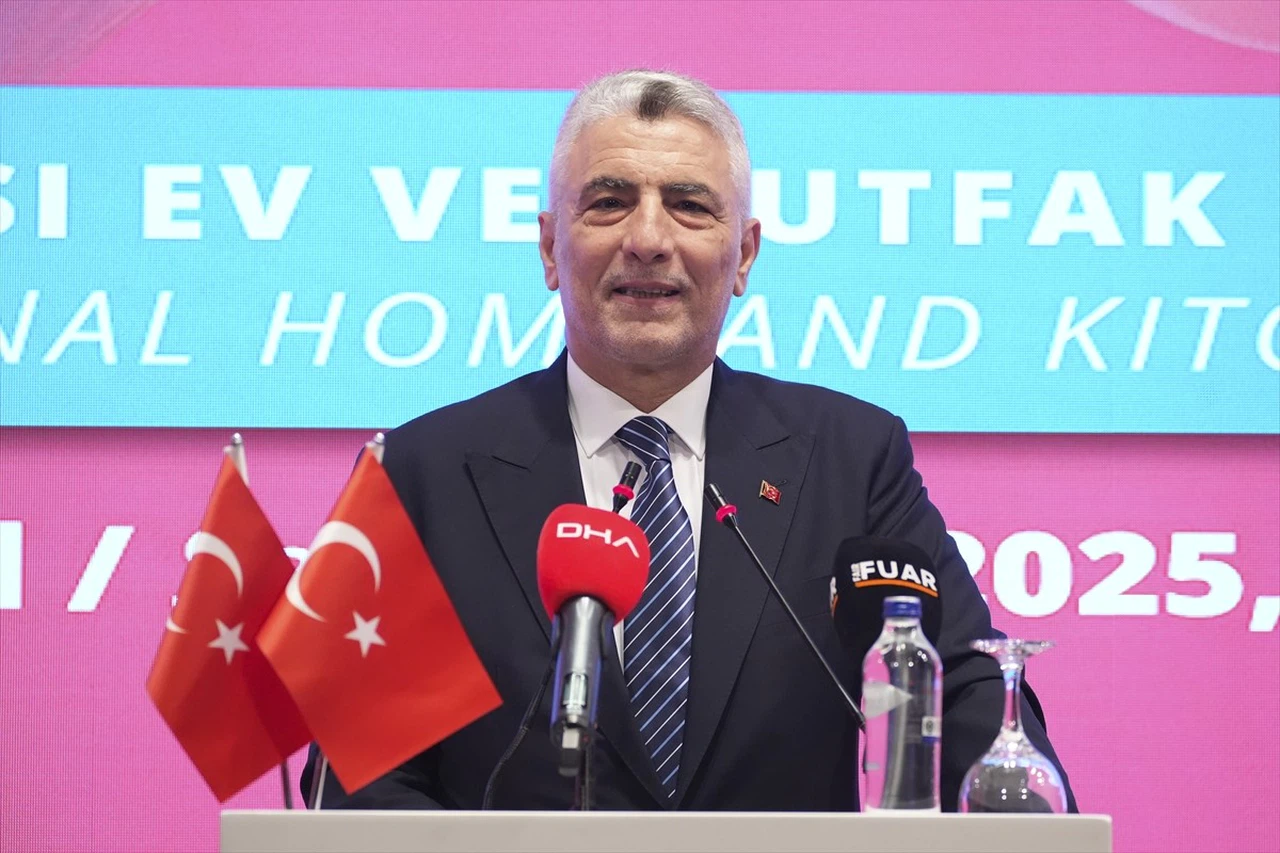 Bakan Bolat: İhracatçılara Destek Bütçenin Yüzde 60'ı