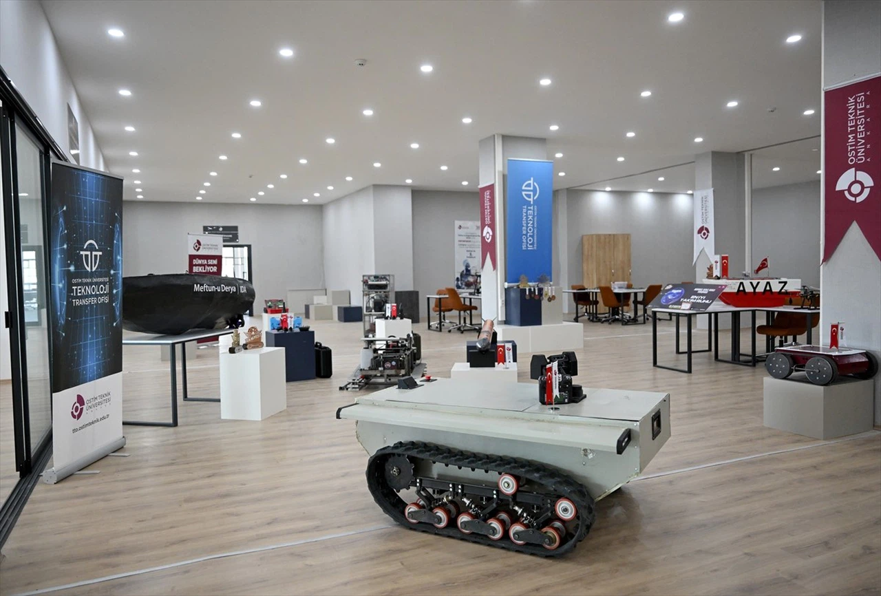 OSTİM'li Öğrenciler Cezeri Merkezinde İnovasyon Rüzgarı Estiriyor