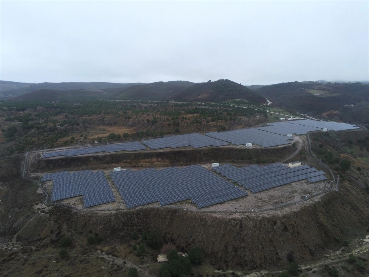 TKİ'nin Maden Sahalarında Güneş Enerjisi Dönüşümü