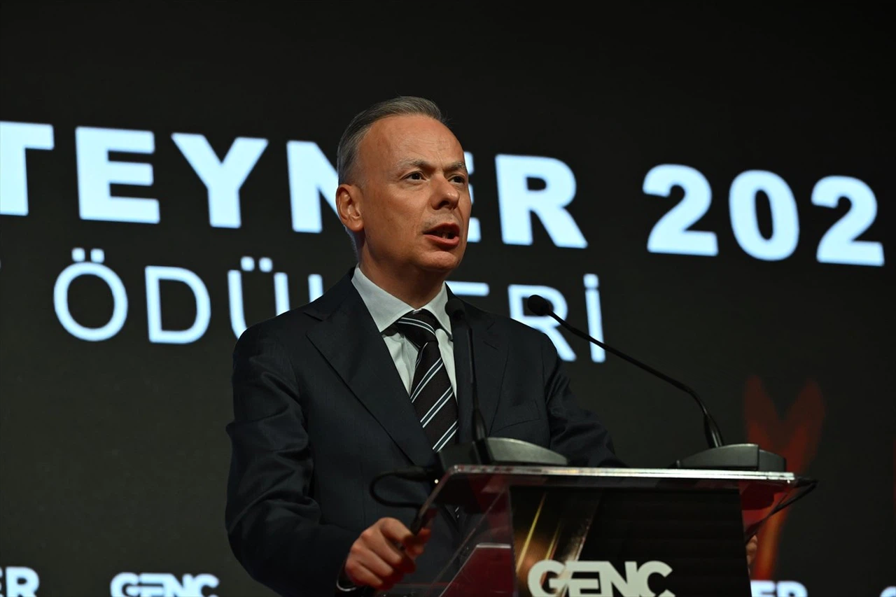 Genç MÜSİAD'dan Altın Konteyner İhracat Ödülleri Töreni