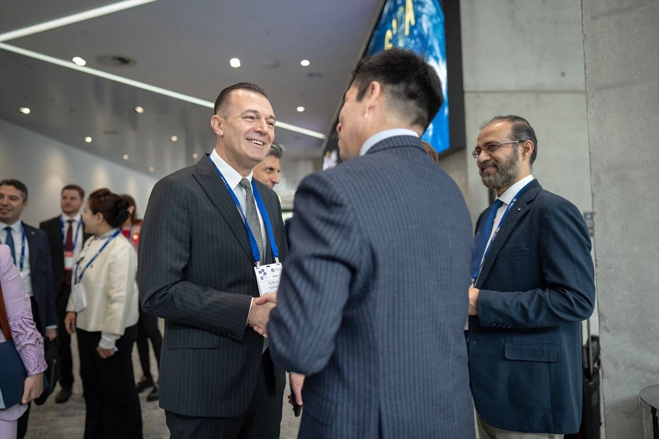 Türkiye Uzay Ajansı Başkanı Kıraç, Uluslararası Uzay Federasyonu Başkan Yardımcılığına Seçildi