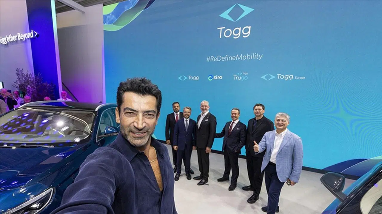 Kenan İmirzalıoğlu: “Togg’u Avrupa Devleri Arasında Gururla Temsil Etmek Büyük Kıvanç”